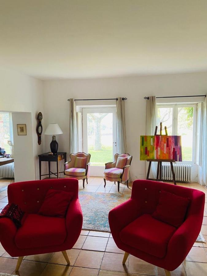 Villa Provencale Familiale Avec Piscine Гримо Екстериор снимка
