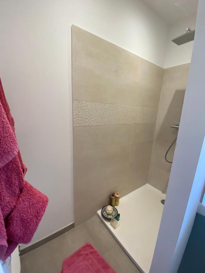 Villa Provencale Familiale Avec Piscine Гримо Екстериор снимка