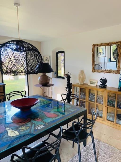 Villa Provencale Familiale Avec Piscine Гримо Екстериор снимка
