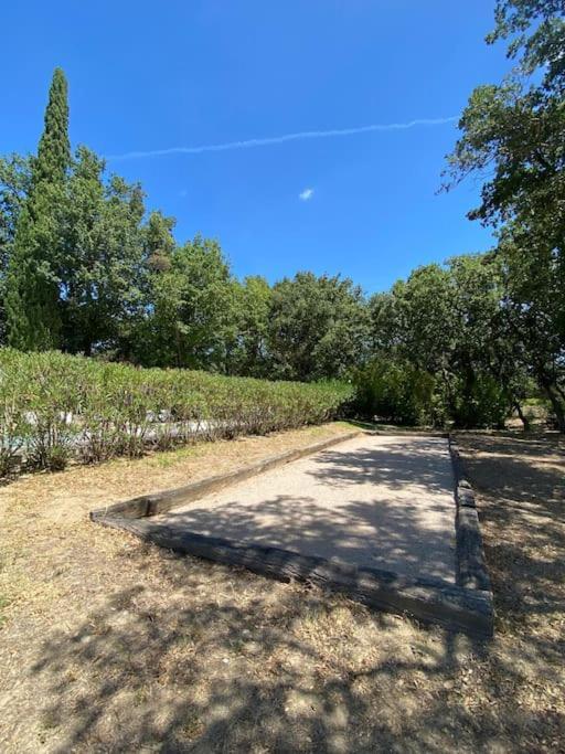 Villa Provencale Familiale Avec Piscine Гримо Екстериор снимка